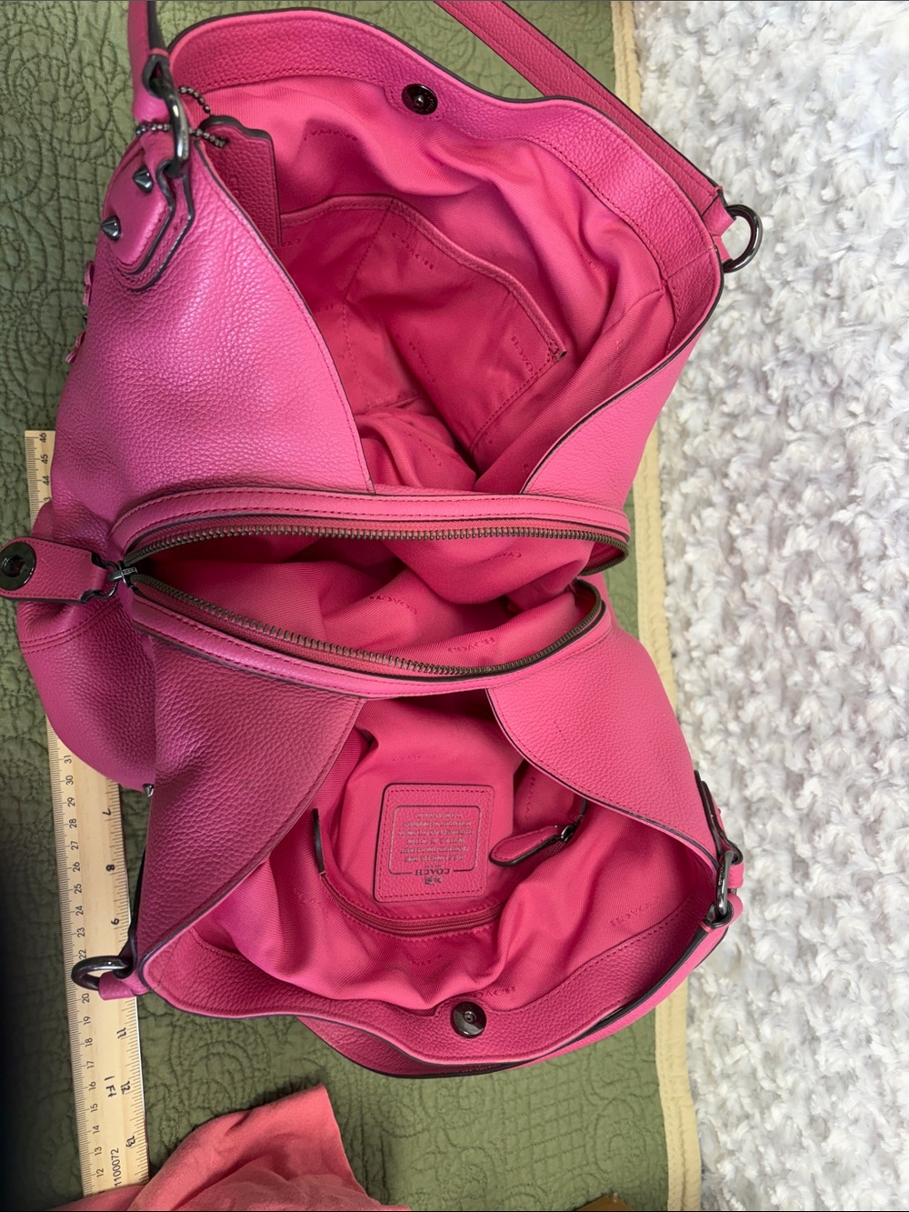 Coach Edie 31 Pebbled Leather Shoulder Bag in Hot Pink tea rose rivets - Picture 4 of 16